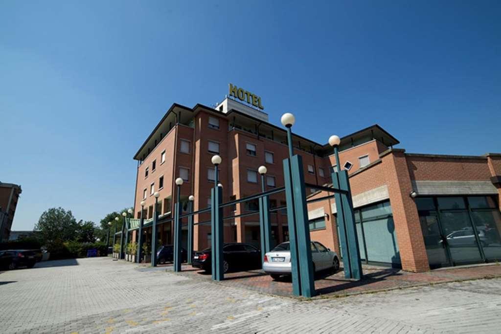 Leonardo Hotel Parma Exterior foto