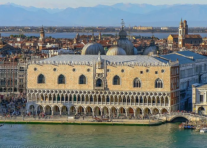 The Ducal Palace Doge's Palace Architecture Slits Oriental Style Venice Italy photo