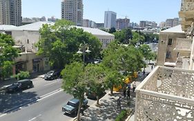 Between 28May Metro Station And National Boulevard Seaside Park Baku Exterior photo