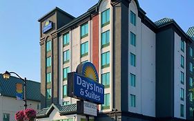 Days By Wyndham Niagara Falls Centre St. By The Falls Cataratas do Niágara Exterior photo