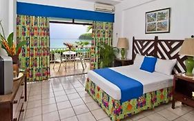 Crystal Ripple Beach Lodge Ocho Rios Exterior photo