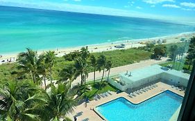 Ocean Front Units At Miami Beach Exterior photo