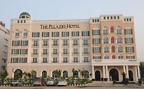 The Pllazio Hotel Gurgaon Exterior photo