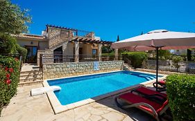 3 Bedroom Villa Madelini With Private Pool, Aphrodite Hills Resort Kouklia Exterior photo