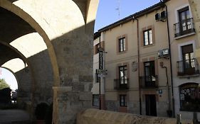 Hostal La Corte Carrión de los Condes Exterior photo