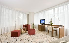 Clayton Hotel Dusseldorf City Centre Düsseldorf Room photo