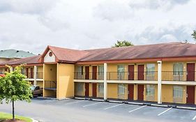 Econo Lodge Coliseum Charleston Exterior photo