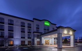 Wingate By Wyndham Erie Hotel Exterior photo