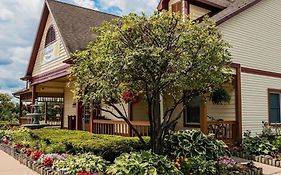 Econo Lodge & Suites Cascade Exterior photo