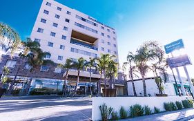 Crown Victoria Hotel Querétaro Exterior photo