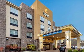 Comfort Inn & Suites Pittsburgh Exterior photo