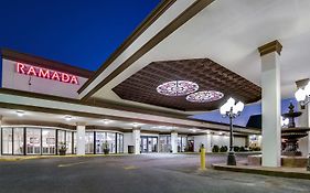 Ramada By Wyndham Metairie New Orleans Airport Exterior photo