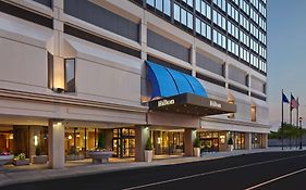 Doubletree By Hilton Hartford Downtown Exterior photo