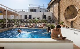 Oasis Backpackers' Hostel Sevilla & Coworking Sevilha Exterior photo