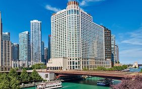 Sheraton Grand Chicago Riverwalk Exterior photo