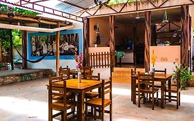 Yaxche Centro Hostal Y Camping Bacalar Exterior photo