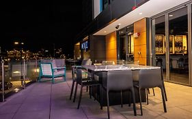 Aloft St. Louis Cortex Hotel Exterior photo