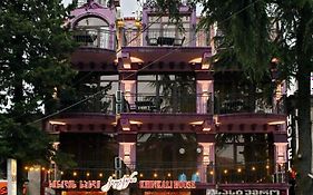 Antika Hotel Batumi Exterior photo