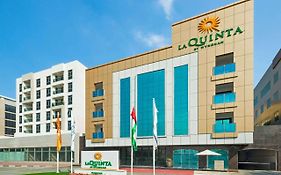 La Quinta By Wyndham Dubai Jumeirah Exterior photo