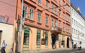 Charles Square Hostel Praga Exterior photo