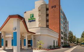 Holiday Inn Express Fullerton-Anaheim, An Ihg Hotel Exterior photo