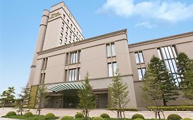 Okura Chiba Hotel Exterior photo