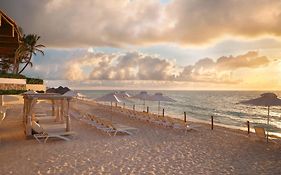 Wyndham Grand Cancun All Inclusive Resort & Villas Cancún Exterior photo