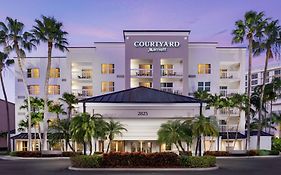 Courtyard By Marriott Miami Aventura Mall Exterior photo