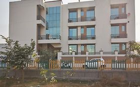 Oyo Rooms Noida Film City II Exterior photo