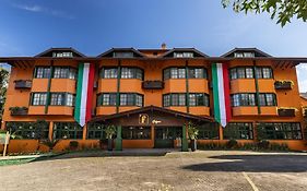 Hotel Fioreze Origem Gramado Exterior photo