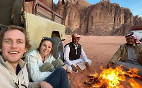 Experience Sleep Under The Star Wadi Rum Exterior photo