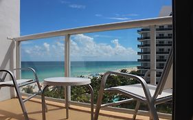 Best Western Plus Atlantic Beach Resort Miami Beach Exterior photo