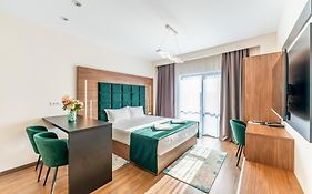 M City Aparthotel Arad Room photo