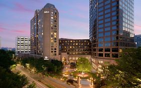 Hilton Charlotte Uptown Exterior photo