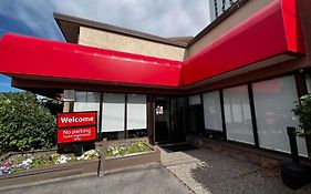 Econo Lodge Motel Village YYC Exterior photo