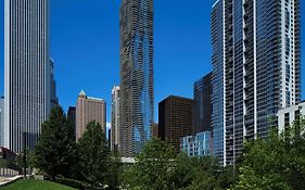 Radisson Blu Aqua Hotel, Chicago Exterior photo