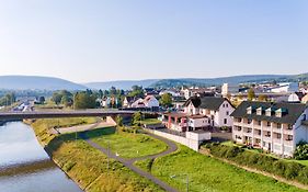 Hotel Straubs Schoene Aussicht Klingenberg am Main Exterior photo