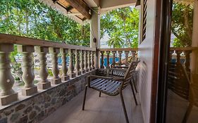 Romance Bungalows Beau Vallon (Mahe) Exterior photo