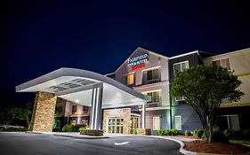 Fairfield Inn & Suites Fredericksburg Exterior photo