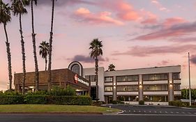 Best Western Plus Meridian Inn & Suites, Anaheim-Orange Exterior photo