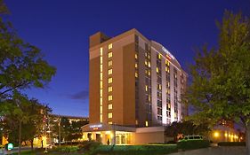 Courtyard By Marriott Alexandria Pentagon South Exterior photo