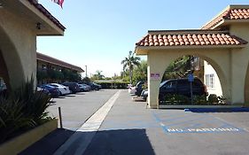 Anaheim Astoria Inn & Suites Exterior photo
