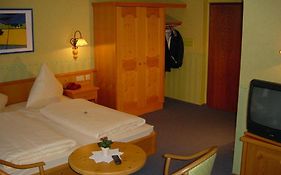 Landgasthof Schuck Idar-Oberstein Room photo