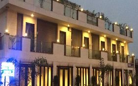 Hotel Pace Gurgaon Exterior photo