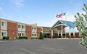 Days Inn Moorhead Exterior photo