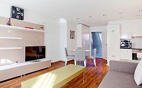 Premium Apartments By Livingdowntown Zurique Room photo