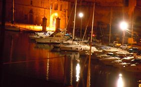 Number 20 Birgu Exterior photo