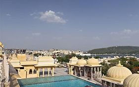 Chunda Palace Hotel Udaipur Exterior photo