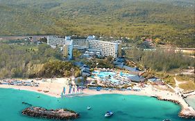 Breezes Trelawny Trewlany Beach Exterior photo