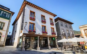 Plaza Mayor Villafranca Del Bierzo Exterior photo